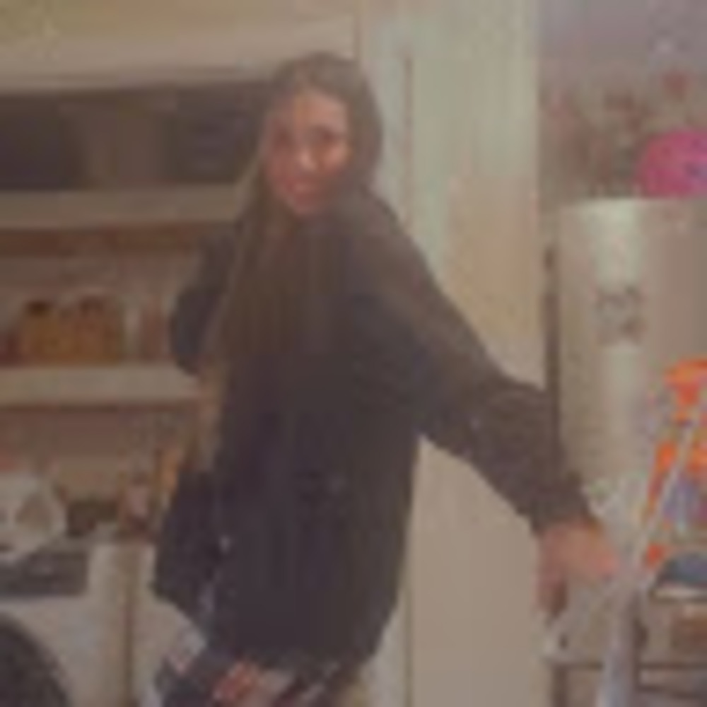 Meet your Posher, Elly